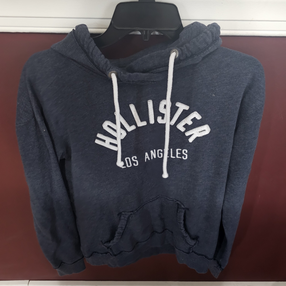 Hollister Women's Navy Blue Hoodie Sweater